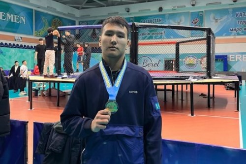 Золото чемпионата ВКО по ММА