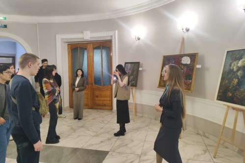 Клуб «Абай» в Восточно-Казахстанском музее искусств 