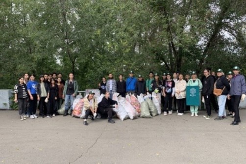  Субботник в рамках международного дня очистки побережий