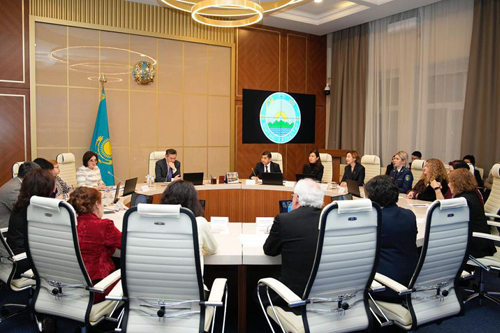 Участие ученых в региональной комиссии по делам женщин и семейно-демографической политике при акиме Восточно-Казахстанской области