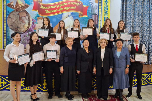 Талантливые школьники г. Алтай номинанты премии «Ақылды AWARDS 2026»