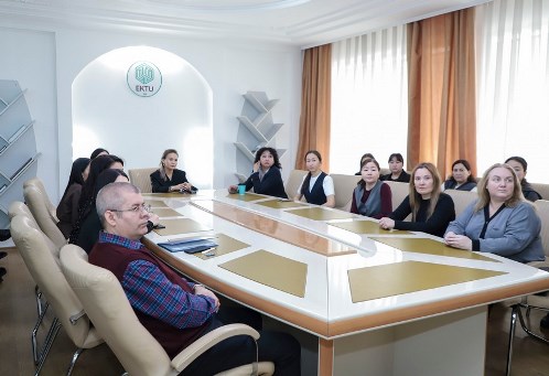 Новая Конституция — основа развития образования и науки