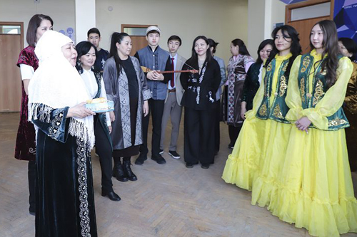 В ВКТУ отметили первый день НАУРЫЗНАМА - КӨРІСУ КҮНІ