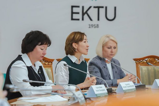 Общественный диалог после референдума: новые возможности для ХАЛЫҚ КЕҢЕСІ