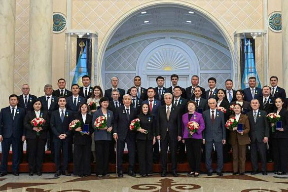 Поздравляем с высокой государственной наградой!