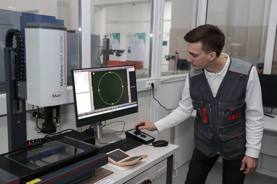 От детали — к цифровому двойнику: в Центре компетенций «Smart Engineering» прошёл практический мастер-класс по высокоточным измерениям