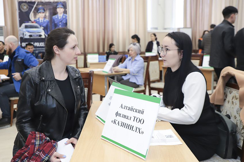 В ВКТУ имени Д. Серикбаева прошла ярмарка выпускников 2026: «Одна площадка – тысяча возможностей!»