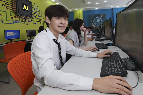 Новая образовательная реальность: ВКТУ в центре запуска TOMORROW SCHOOL