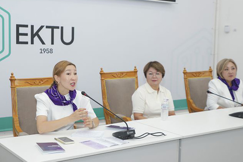 В университете обсудили ключевые направления предвыборной программы партии «ӘДІЛЕТ»